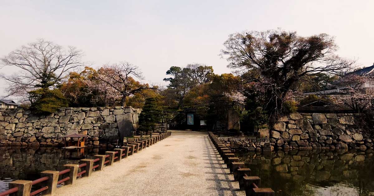 Okayama Castle from Meyasubashi Bridge