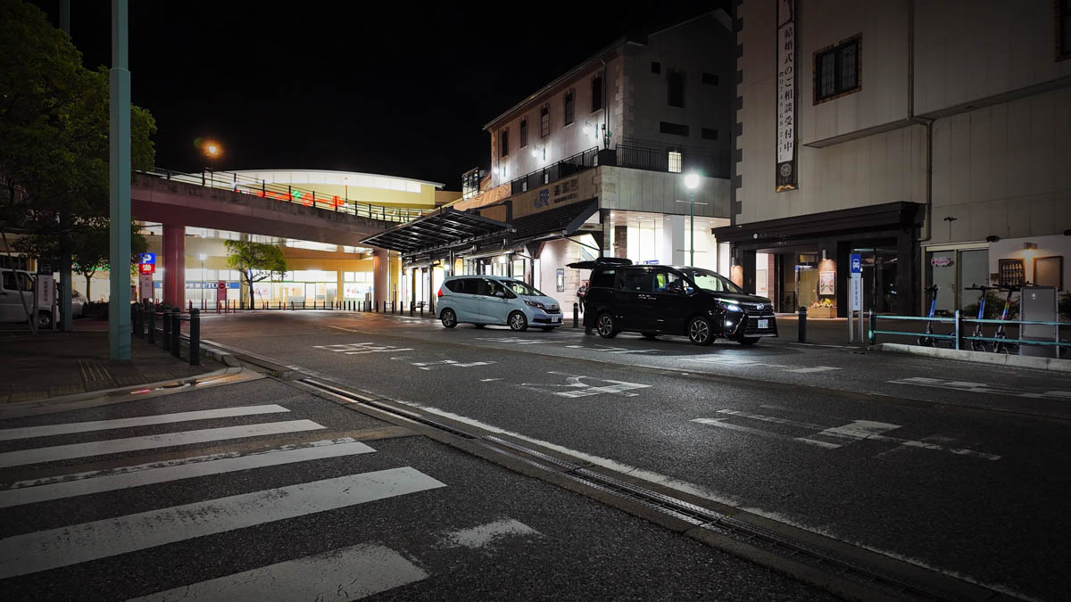 [Nagahama Station / Night Walk] (Nagahama City, Shiga) — Kurokabe Square After Dark and the Quiet Dining District of a Former Red-Light District